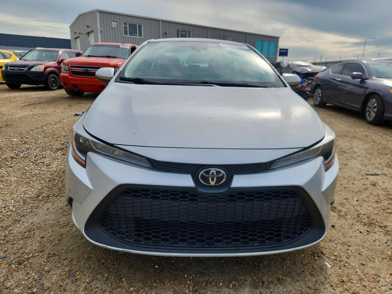 2022 Toyota Corolla Le - Image 5