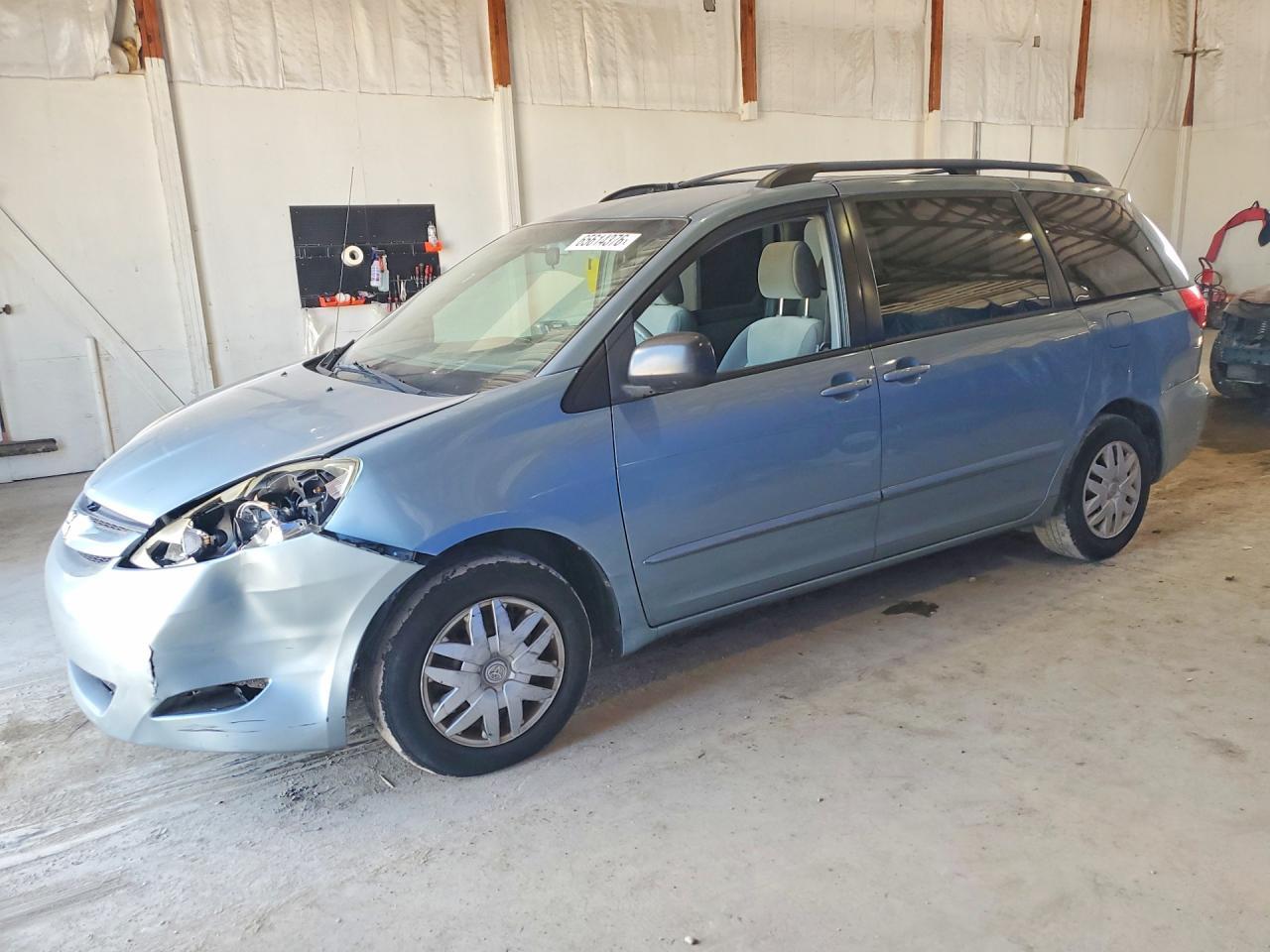 2009 Toyota Sienna Le 7-Passenger