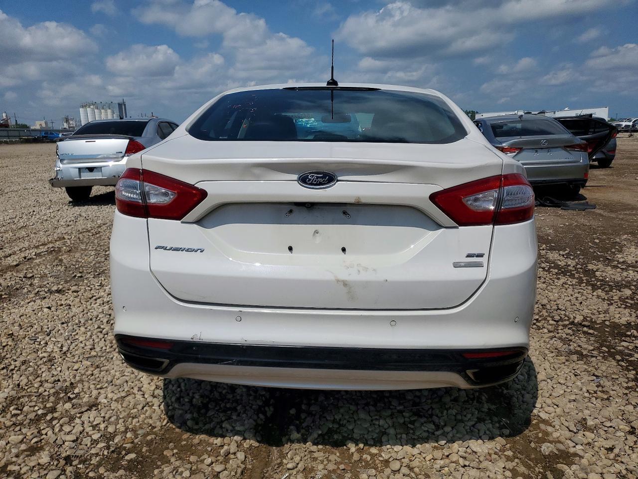 2016 Ford Fusion Se - Image 6