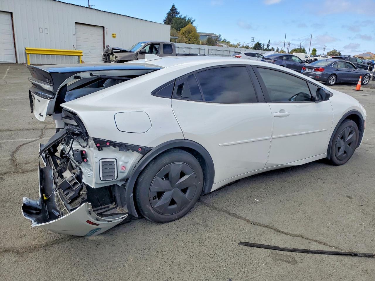 2024 Toyota Prius Prime Se - Фото 3