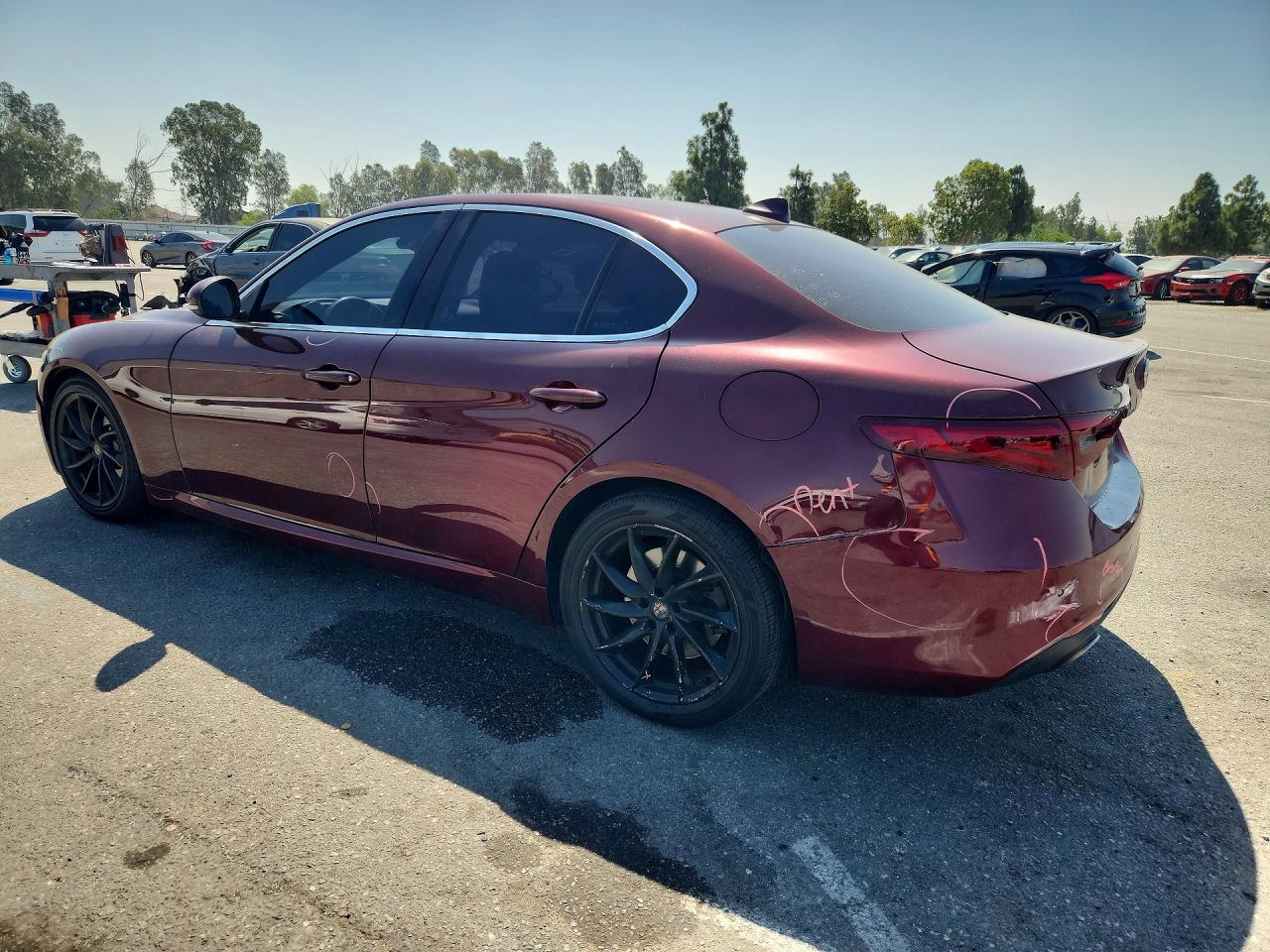 2017 Alfa Romeo Giulia - Image 2