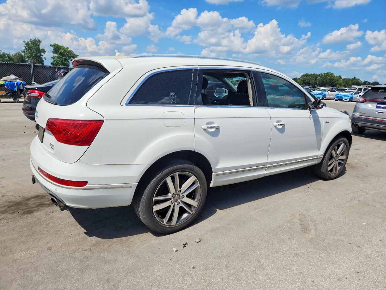 2015 Audi Q7 Premium Plus - Image 3
