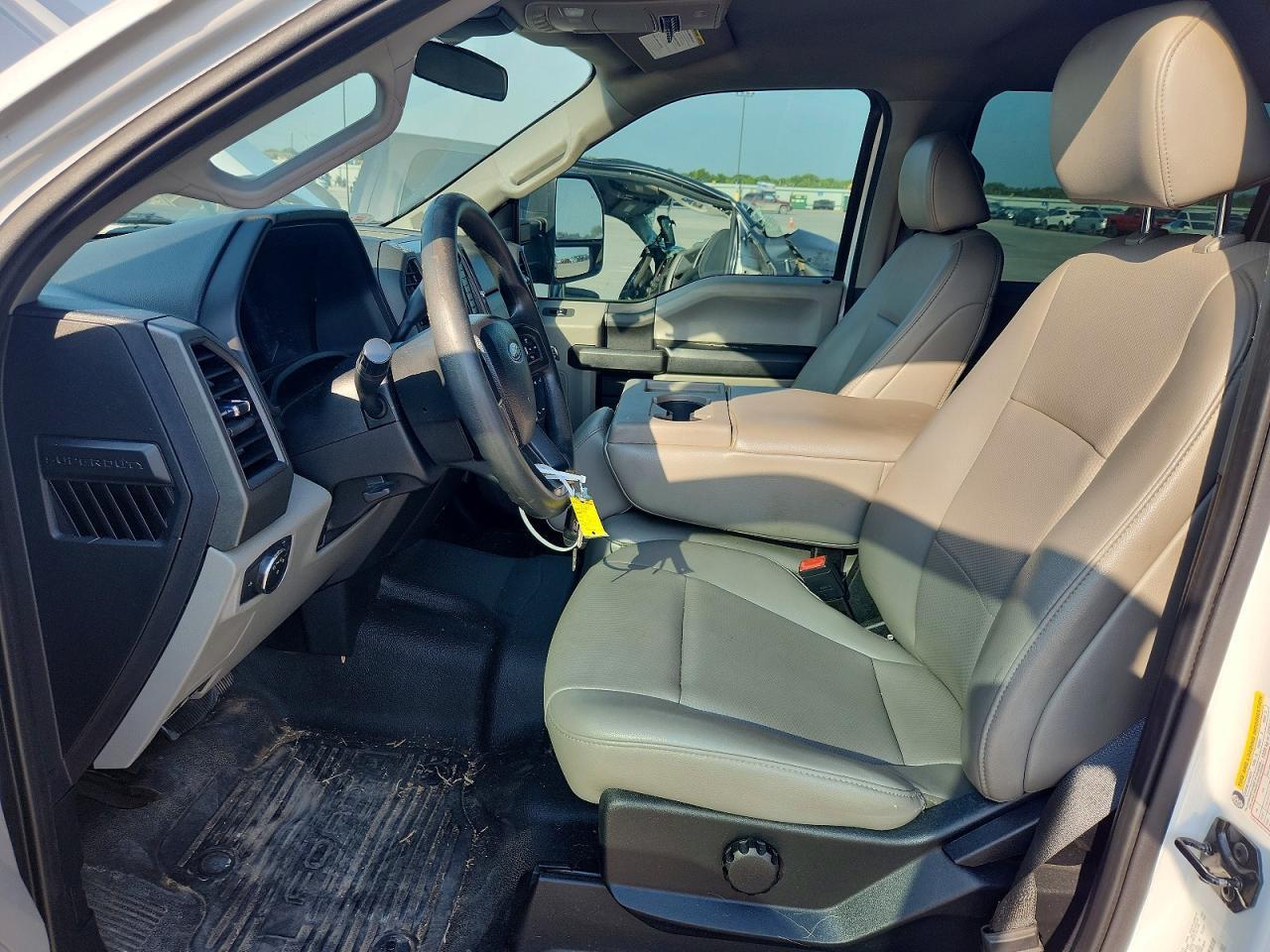 2021 Ford F250 Super Duty - Image 7