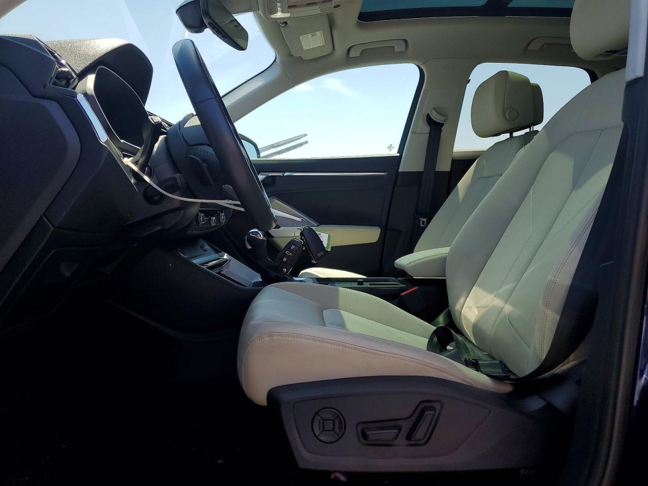 2024 Audi Q3 Premium Plus S Line 45 - Фото 7