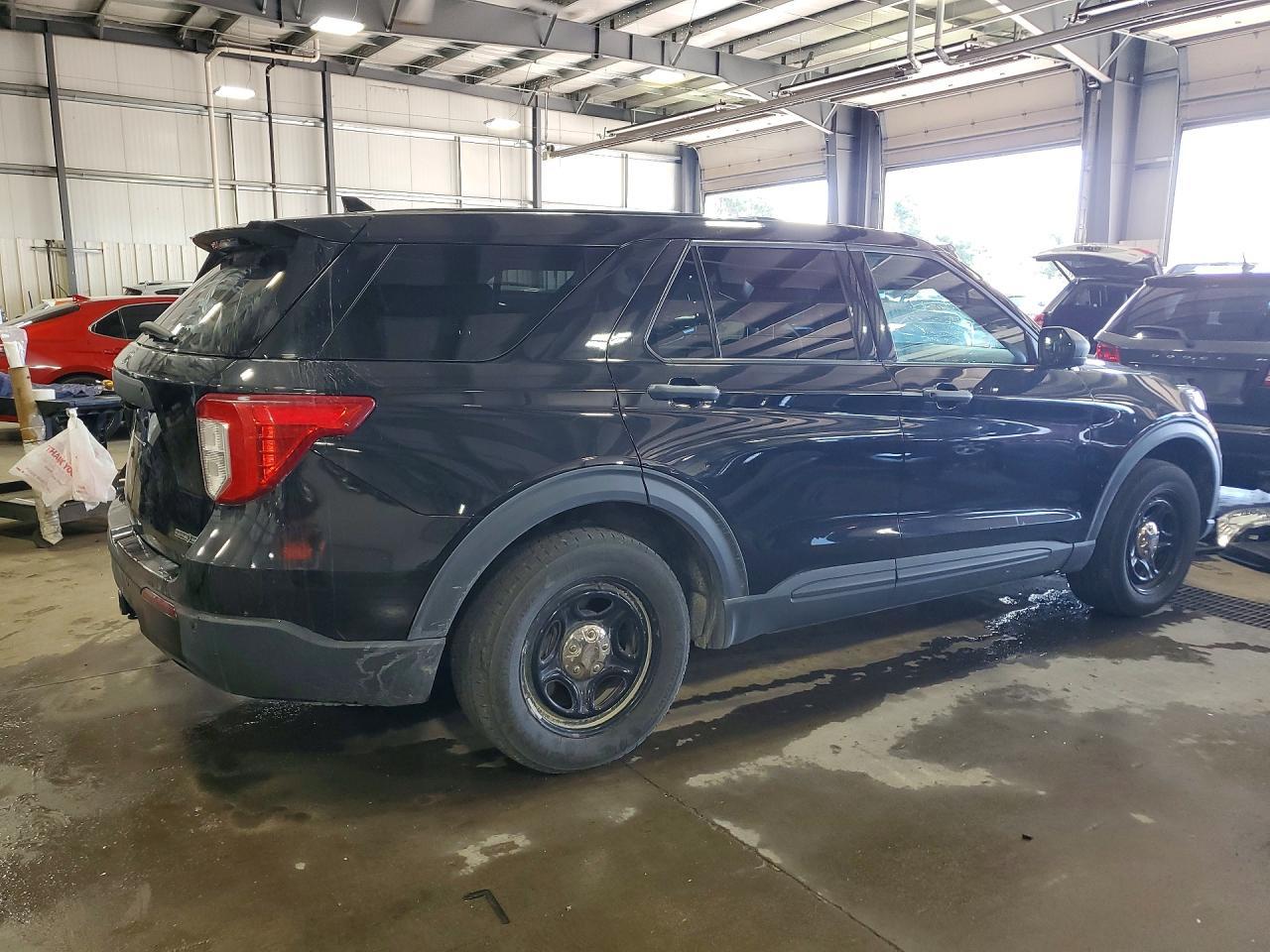 2020 Ford Explorer Police Interceptor - Фото 3