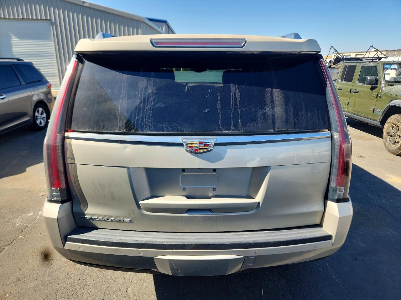 2016 Cadillac Escalade Platinum - Фото 6