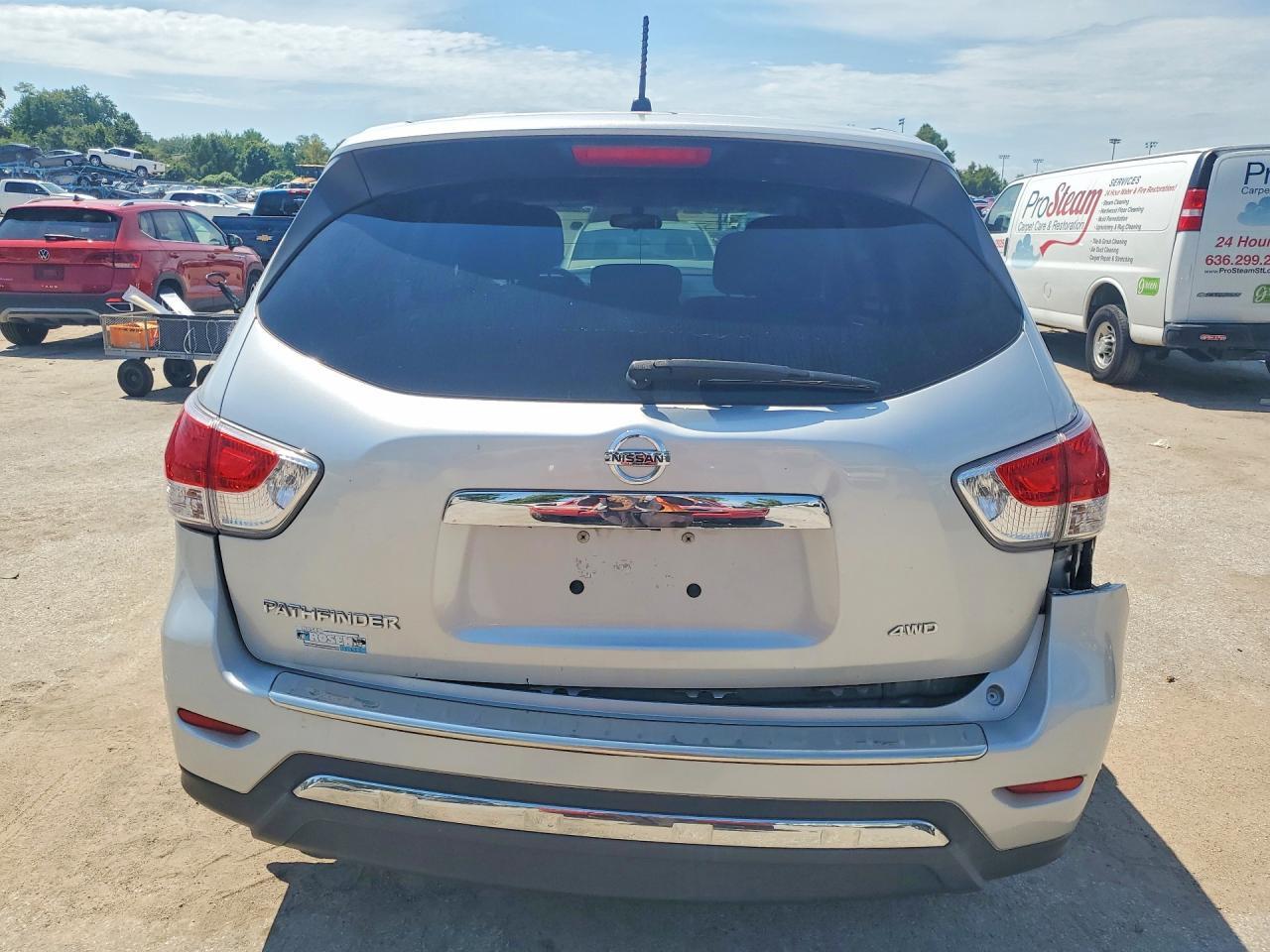 2013 Nissan Pathfinder S - Фото 7