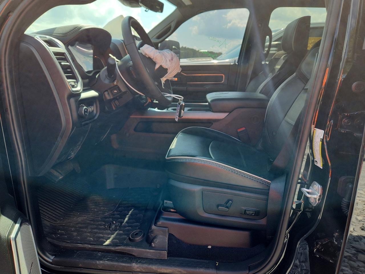 2025 Ram 3500 Laramie - Фото 7