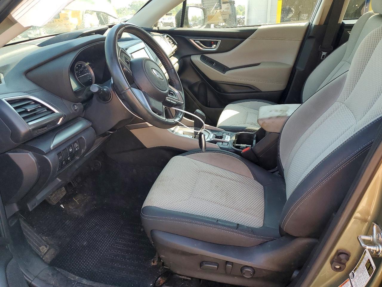 2020 Subaru Forester Premium - Image 7