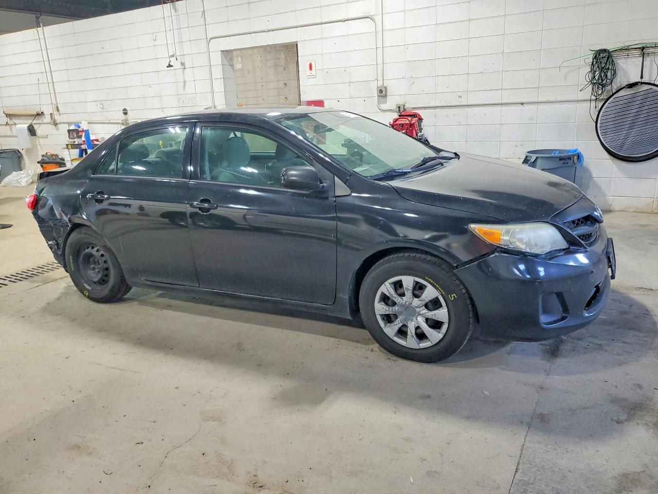 2011 Toyota Corolla Le - Image 4