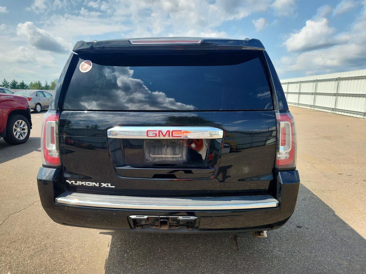 2018 GMC Yukon Xl Denali - Фото 6