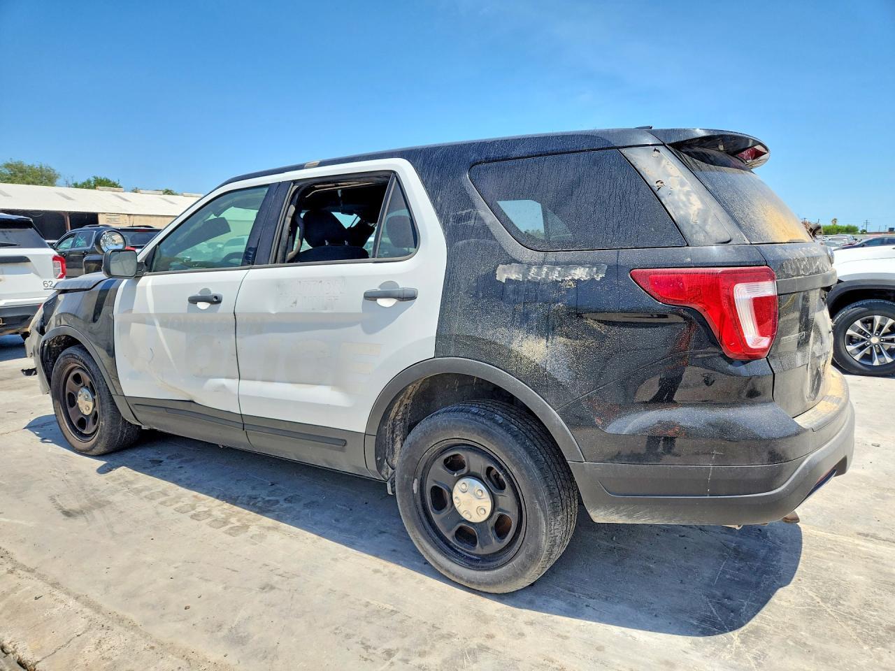 2018 Ford Explorer Police Interceptor - Фото 2
