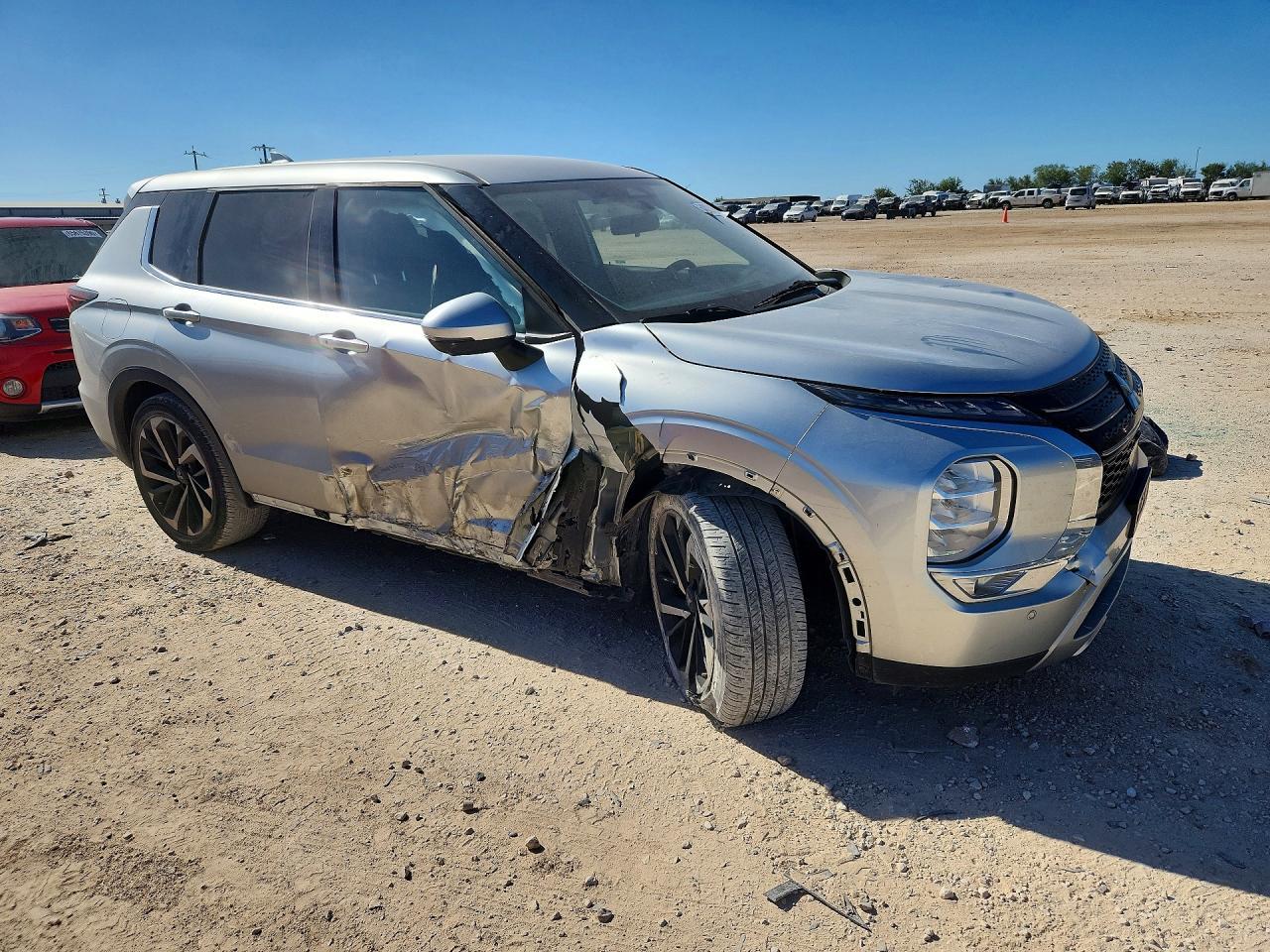 2022 Mitsubishi Outlander Se - Фото 4