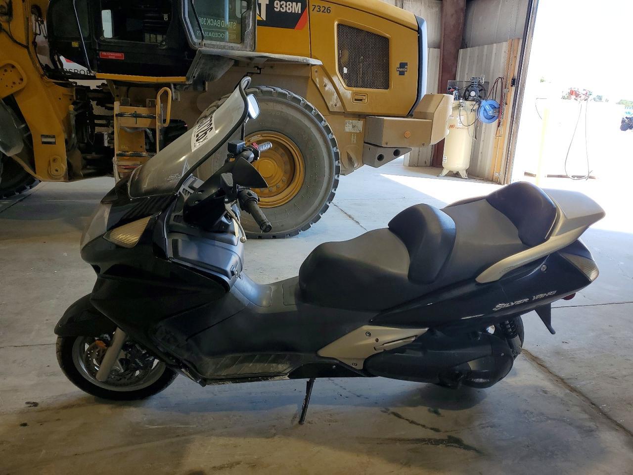 2013 Honda Fsc600 A - Image 3