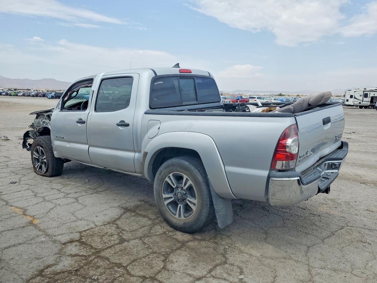 2012 Toyota Tacoma Prerunner V6 - Фото 2