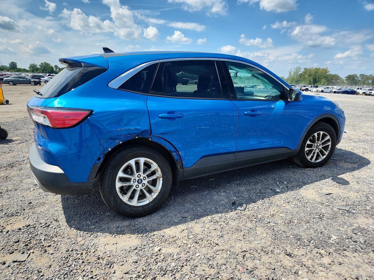 2020 Ford Escape Se - Фото 3
