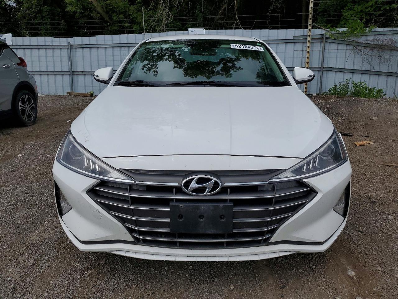 2019 Hyundai Elantra Sel - Image 5