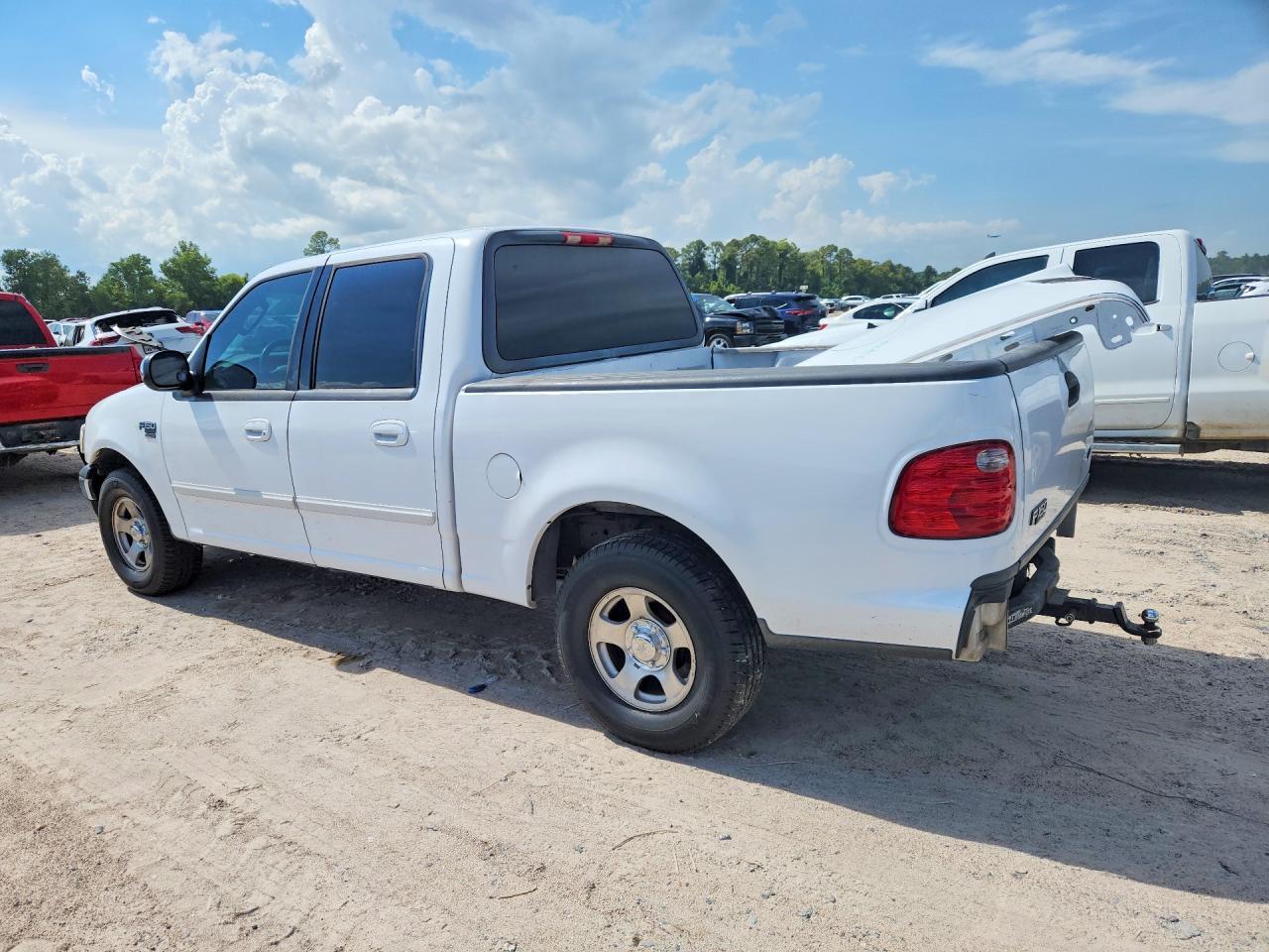 2002 Ford F150 Supercrew - Image 2