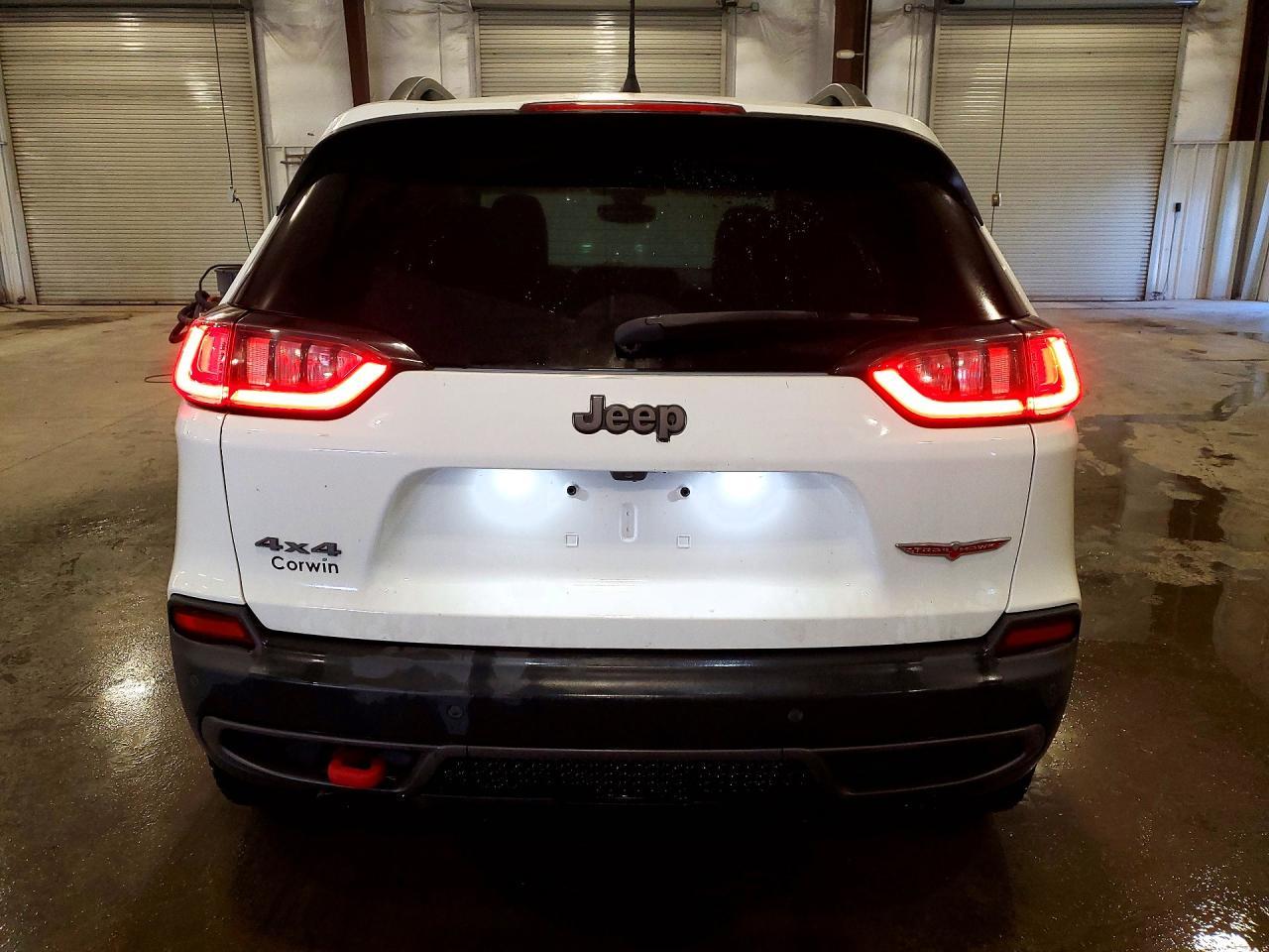 2020 Jeep Cherokee Trailhawk - Фото 6