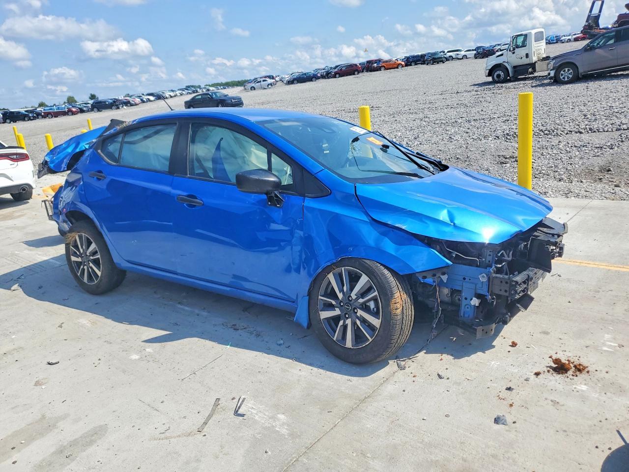 2024 Nissan Versa S - Фото 4
