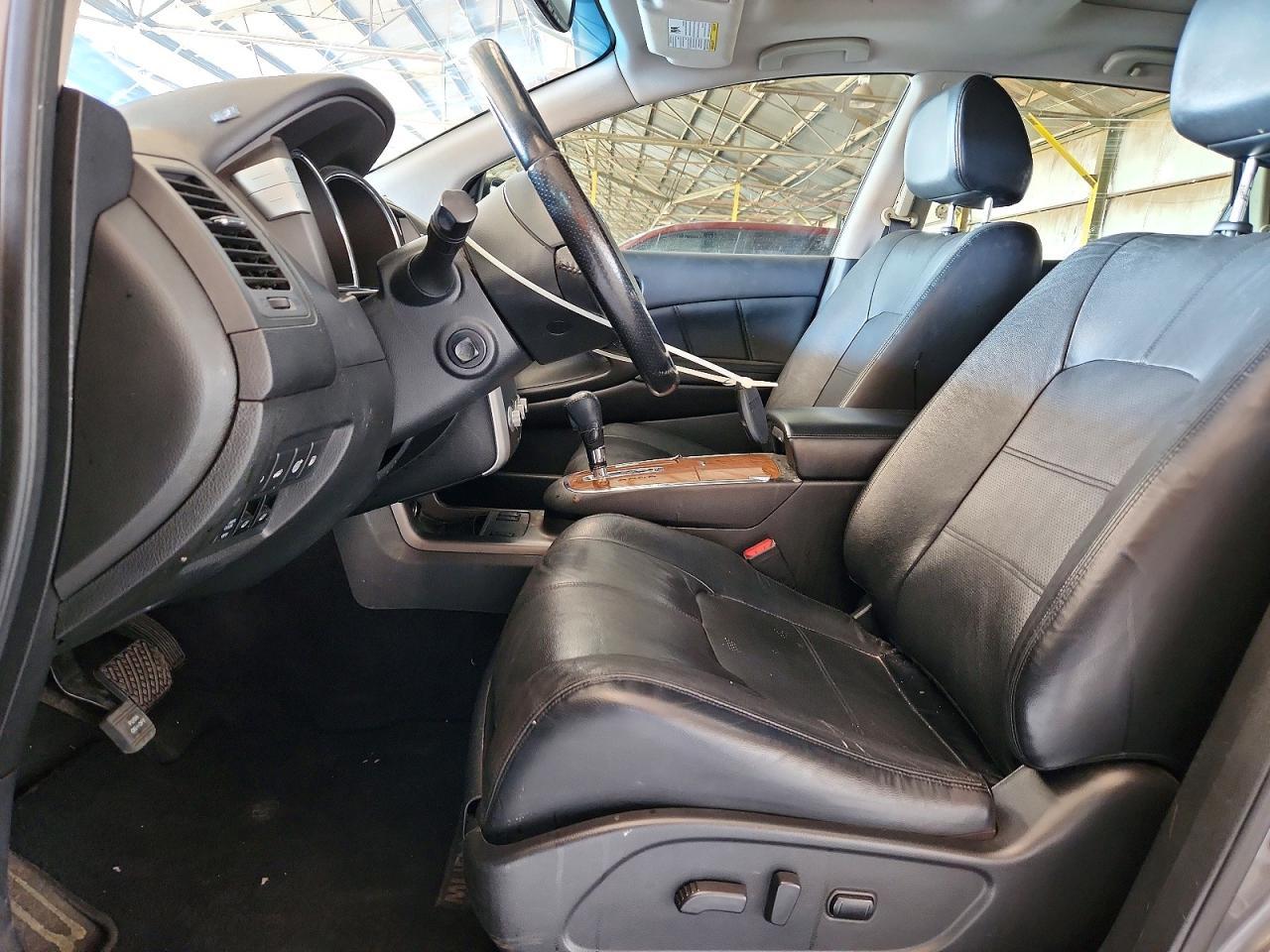 2014 Nissan Murano S - Image 7