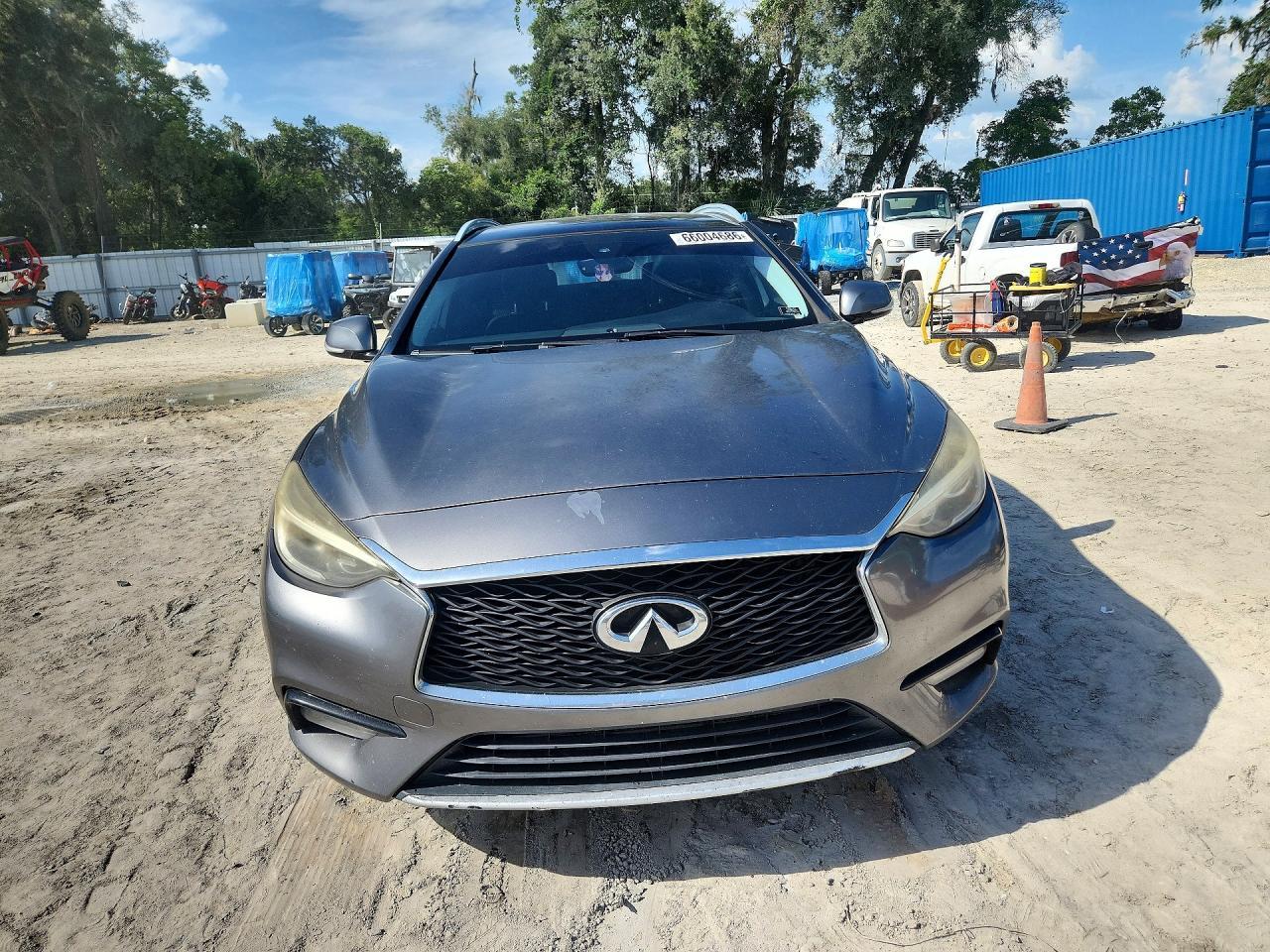 2017 Infiniti Qx30 Premium - Image 5