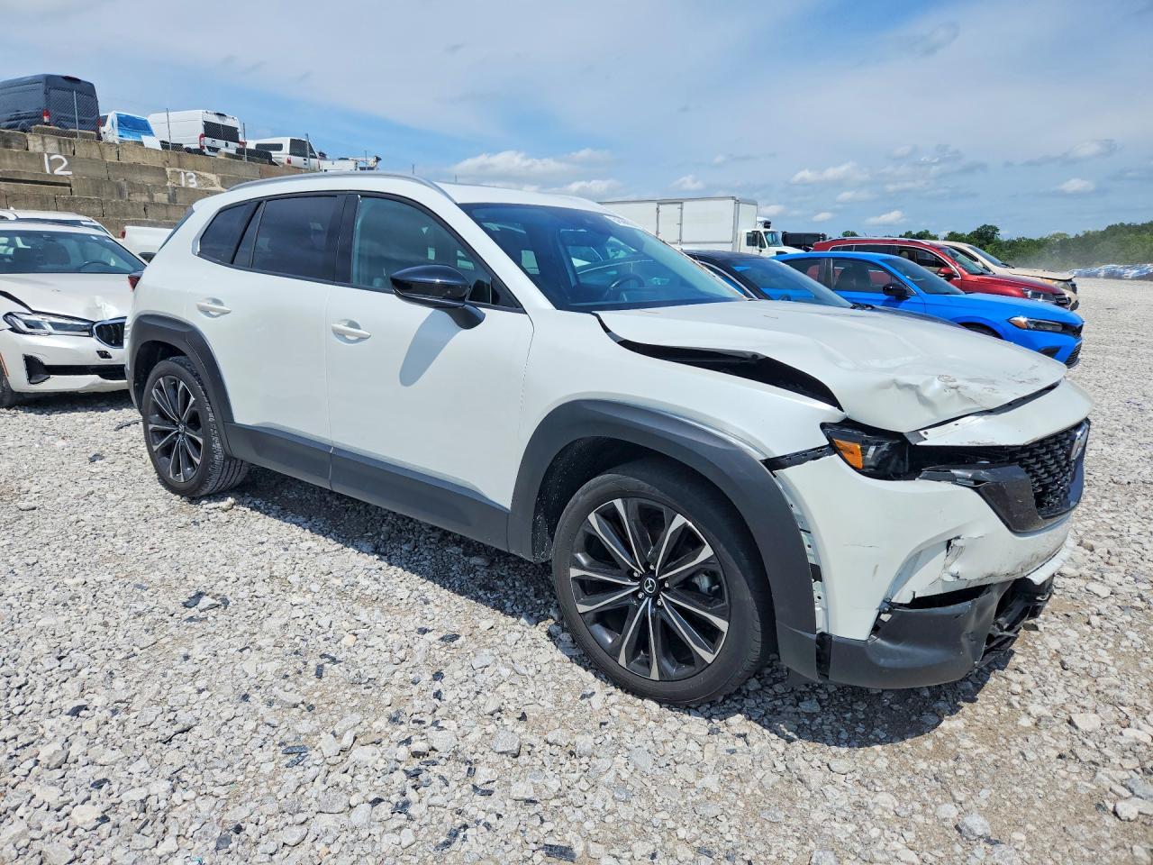 2023 Mazda Cx-50 Premium Plus - Image 4