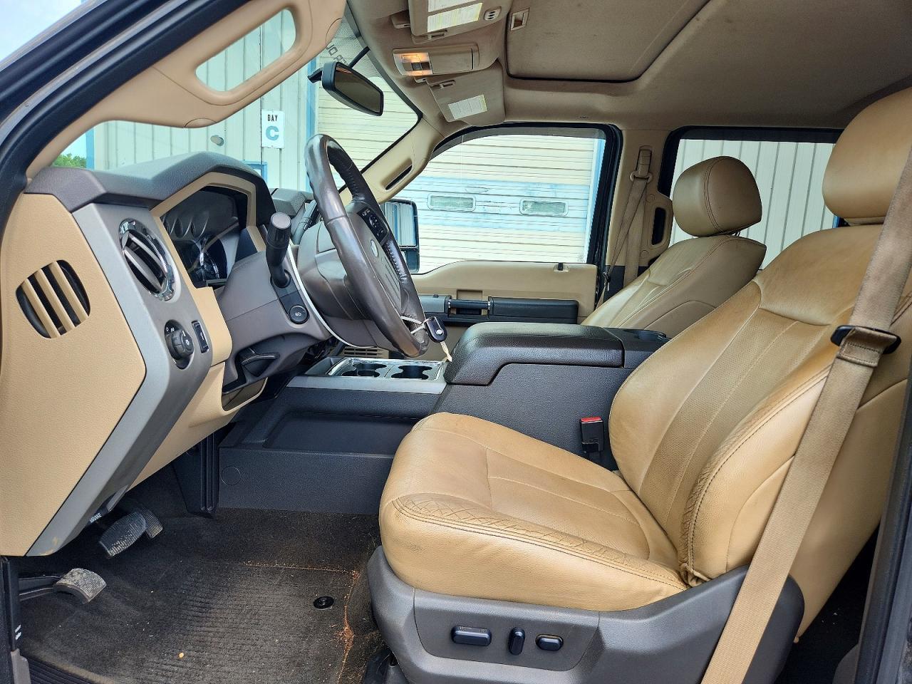 2014 Ford F350 Super Duty - Image 7