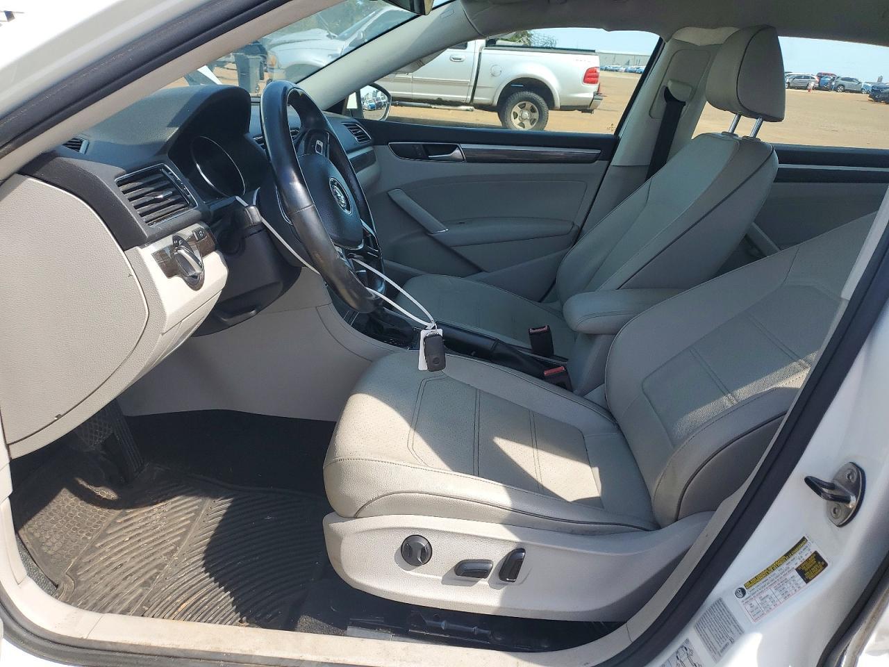2018 Volkswagen Passat Se - Фото 7