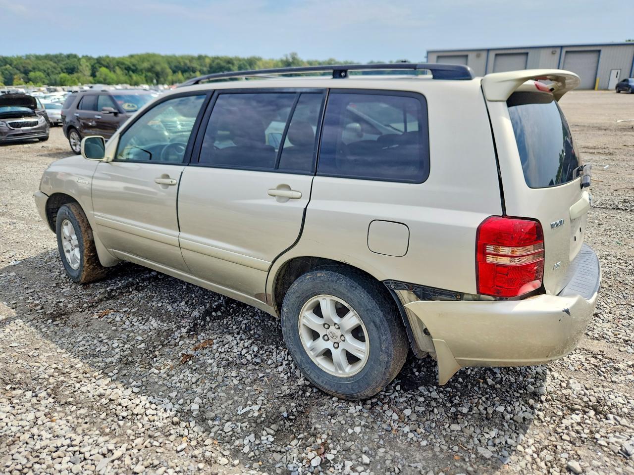 2001 Toyota Highlander Base - Фото 2