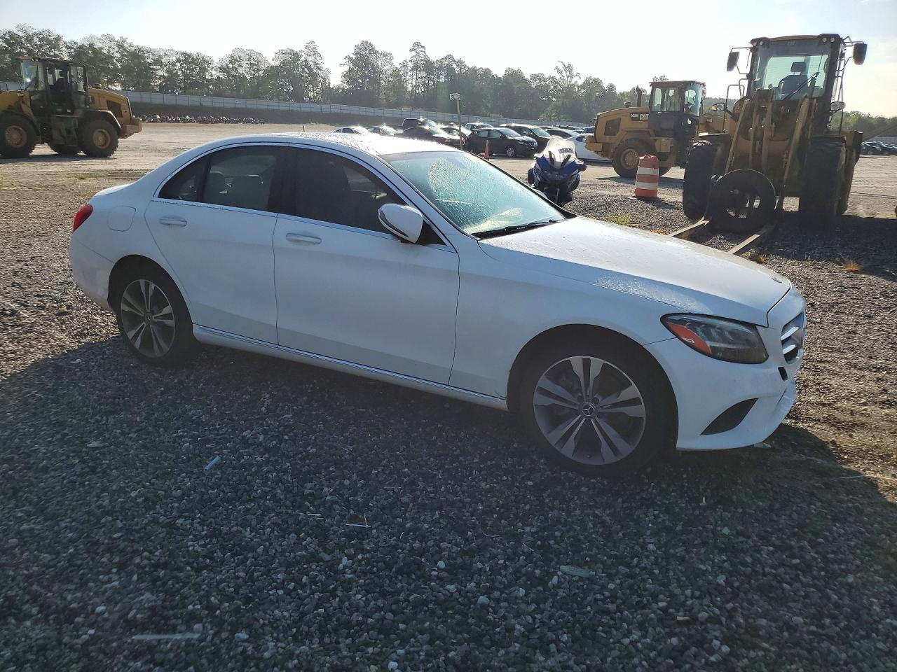 2020 Mercedes-Benz C 300 4Matic - Фото 4