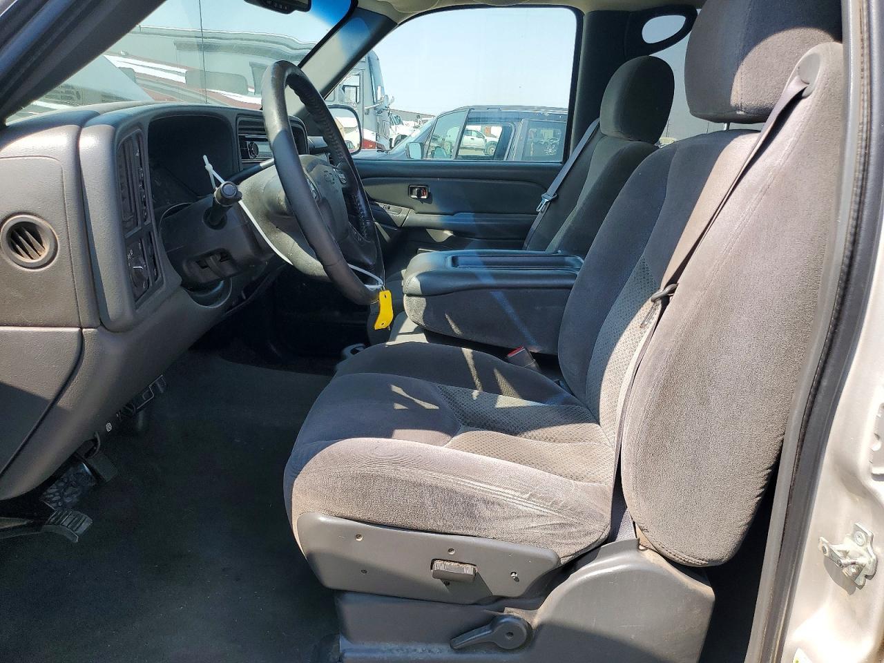 2006 Chevrolet Silverado K2500 Heavy Duty - Image 7