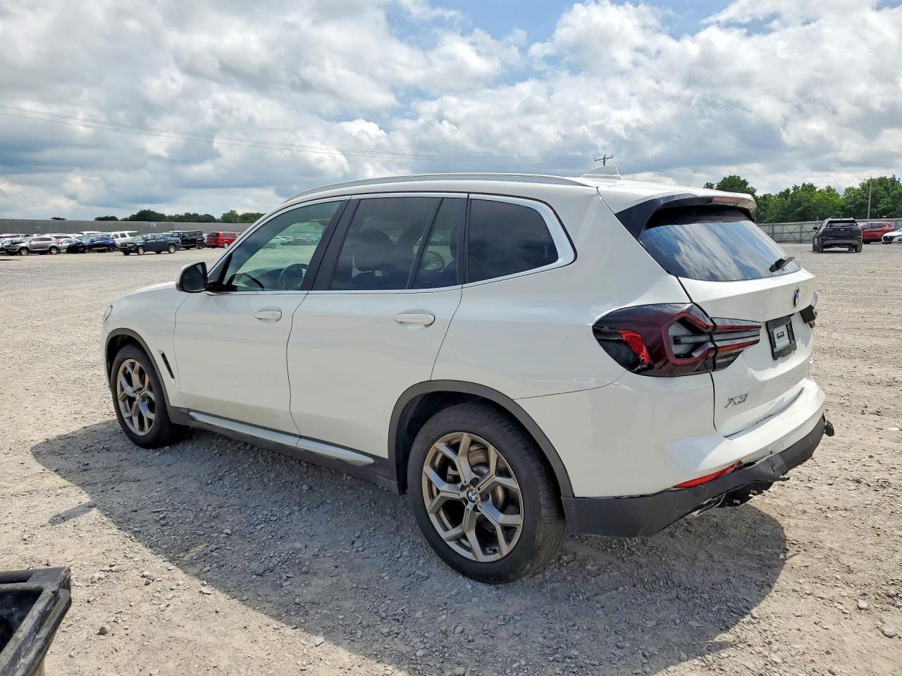 2022 BMW X3 xDrive30I - Фото 2