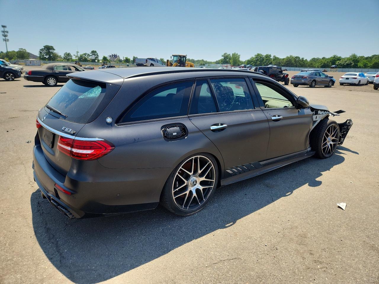 2023 Mercedes-Benz E 63 Amg-S 4Matic - Image 3