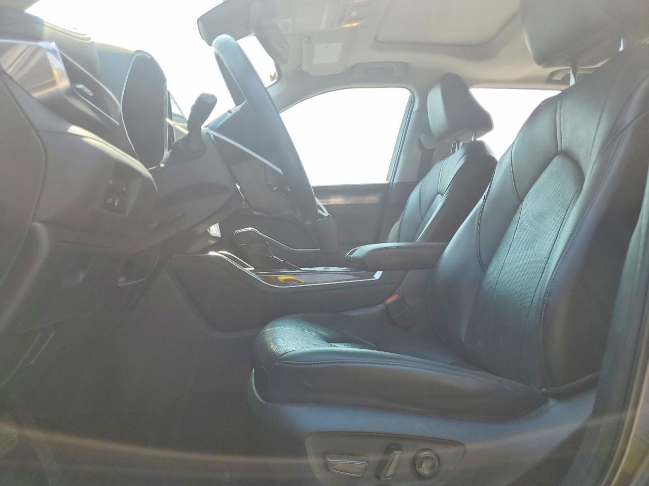 2023 Toyota Highlander Hybrid Limited - Image 7