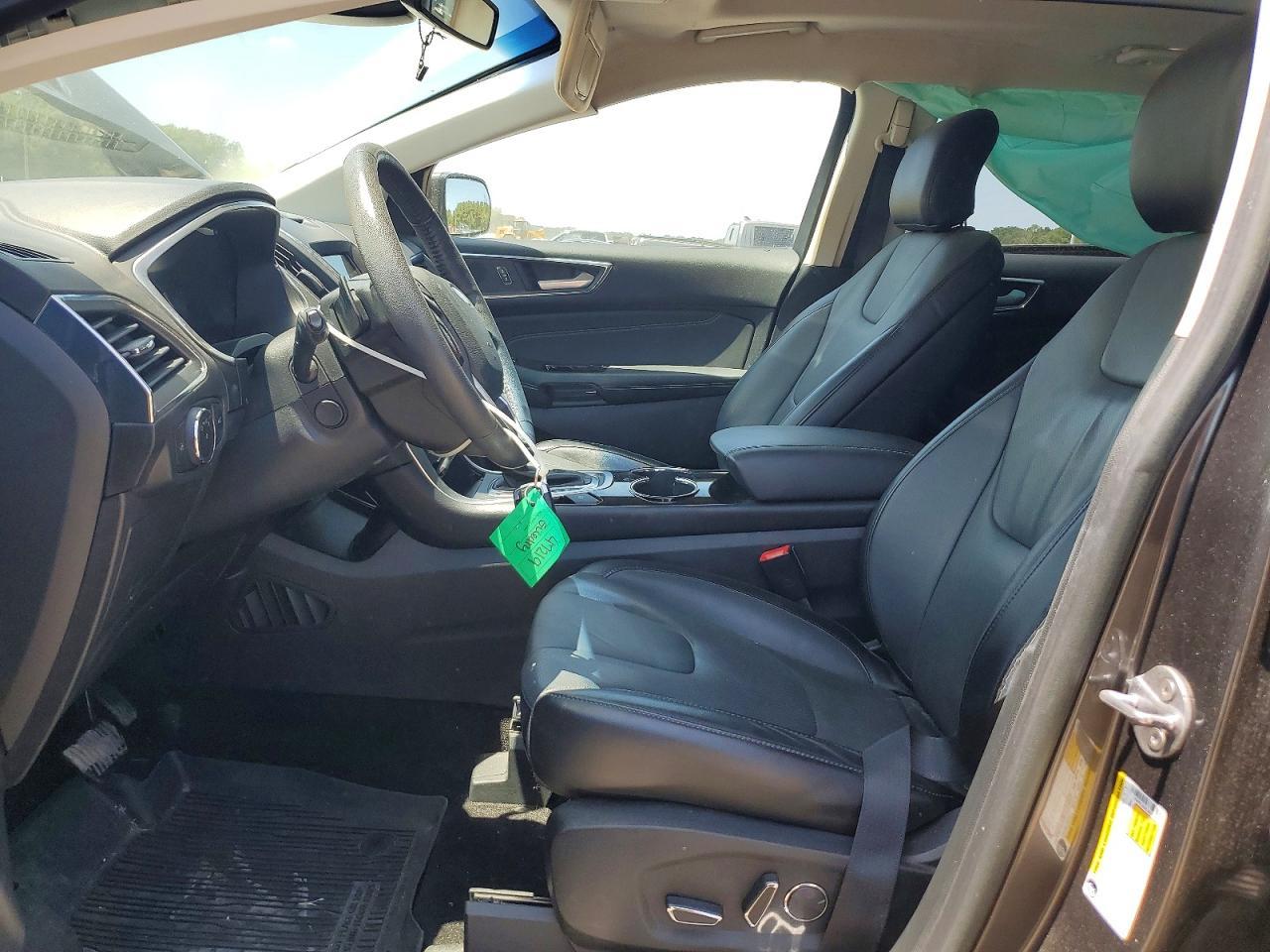 2018 Ford Edge Titanium - Image 7