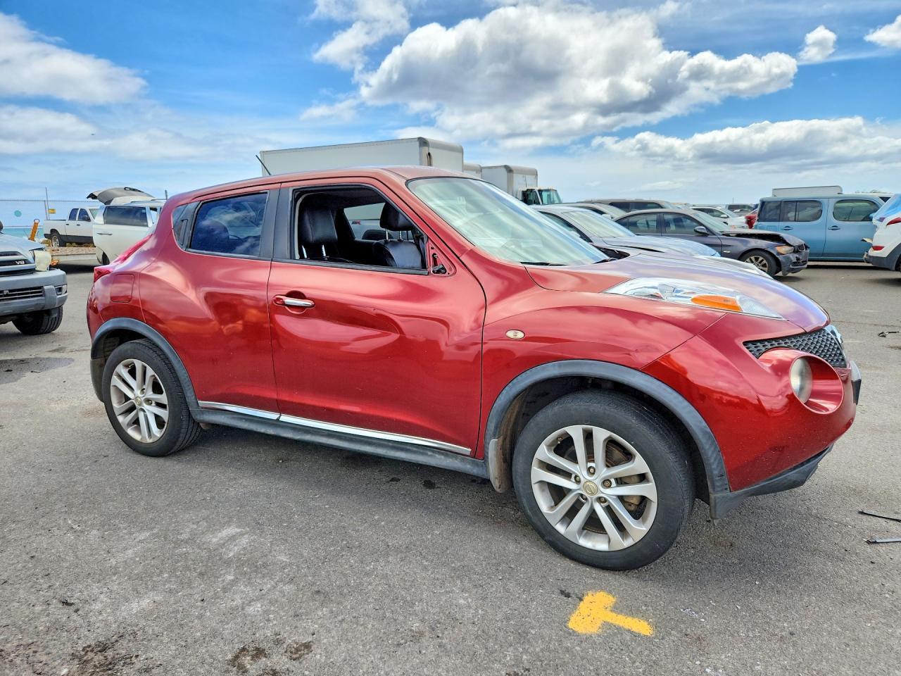 2011 Nissan Juke S - Image 4