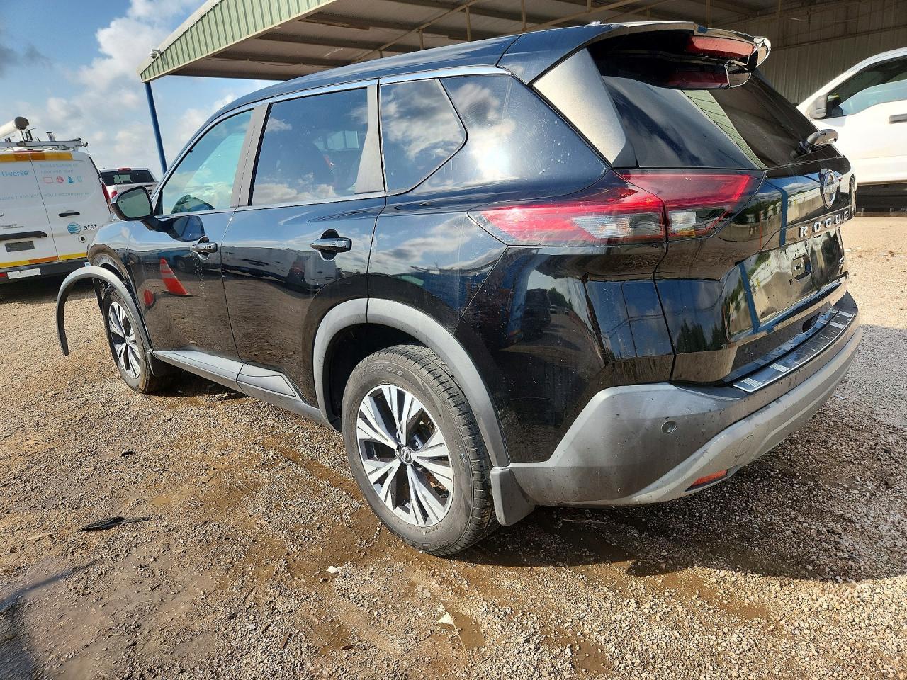 2022 Nissan Rogue Sv - Фото 2