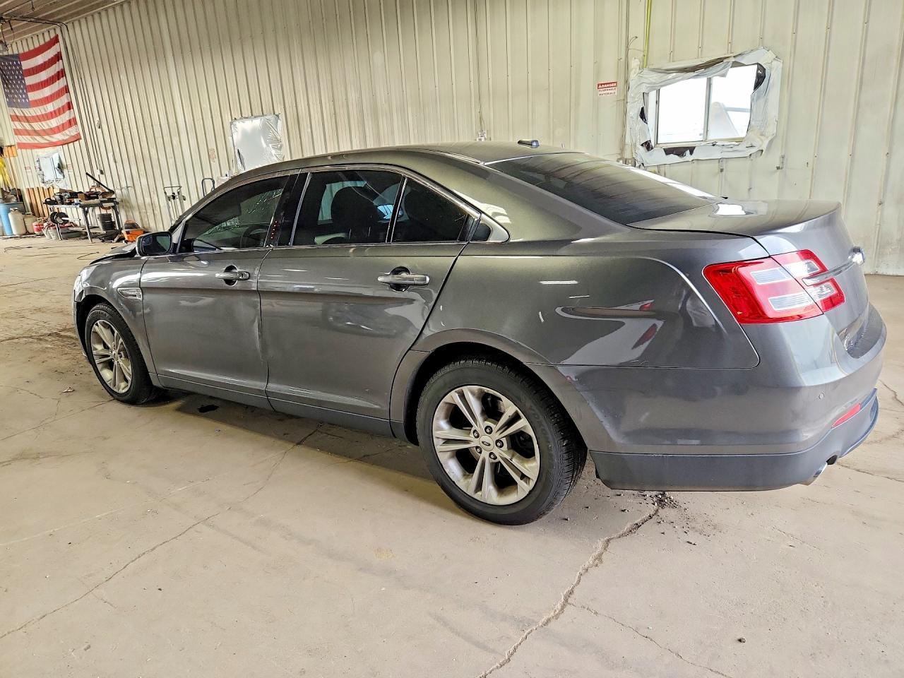 2015 Ford Taurus Sel - Image 2