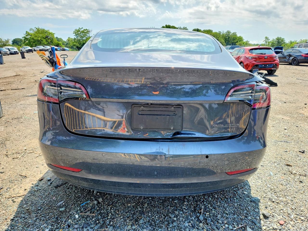 2019 Tesla Model 3 - Фото 6