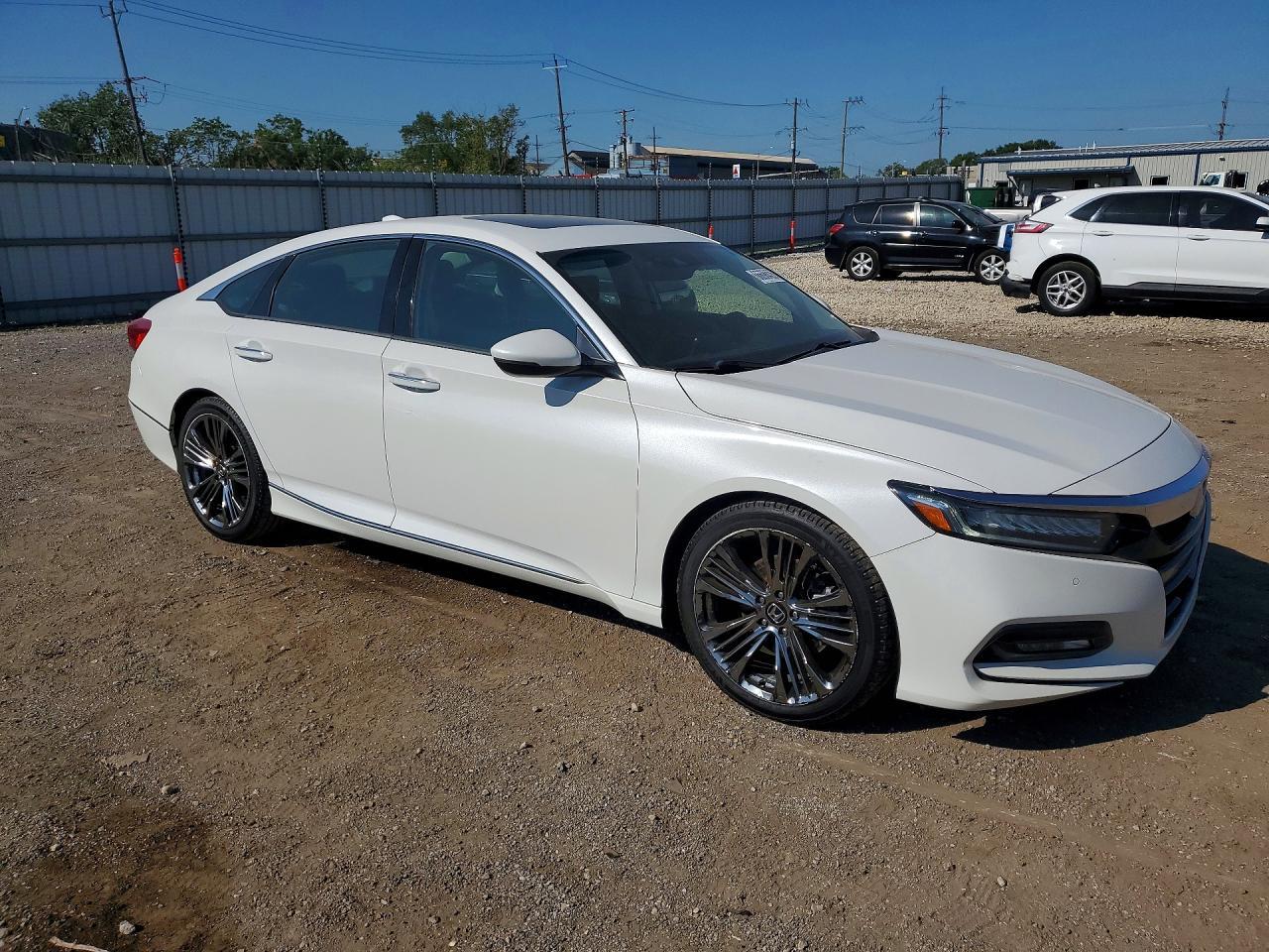 2018 Honda Accord Touring - Фото 4