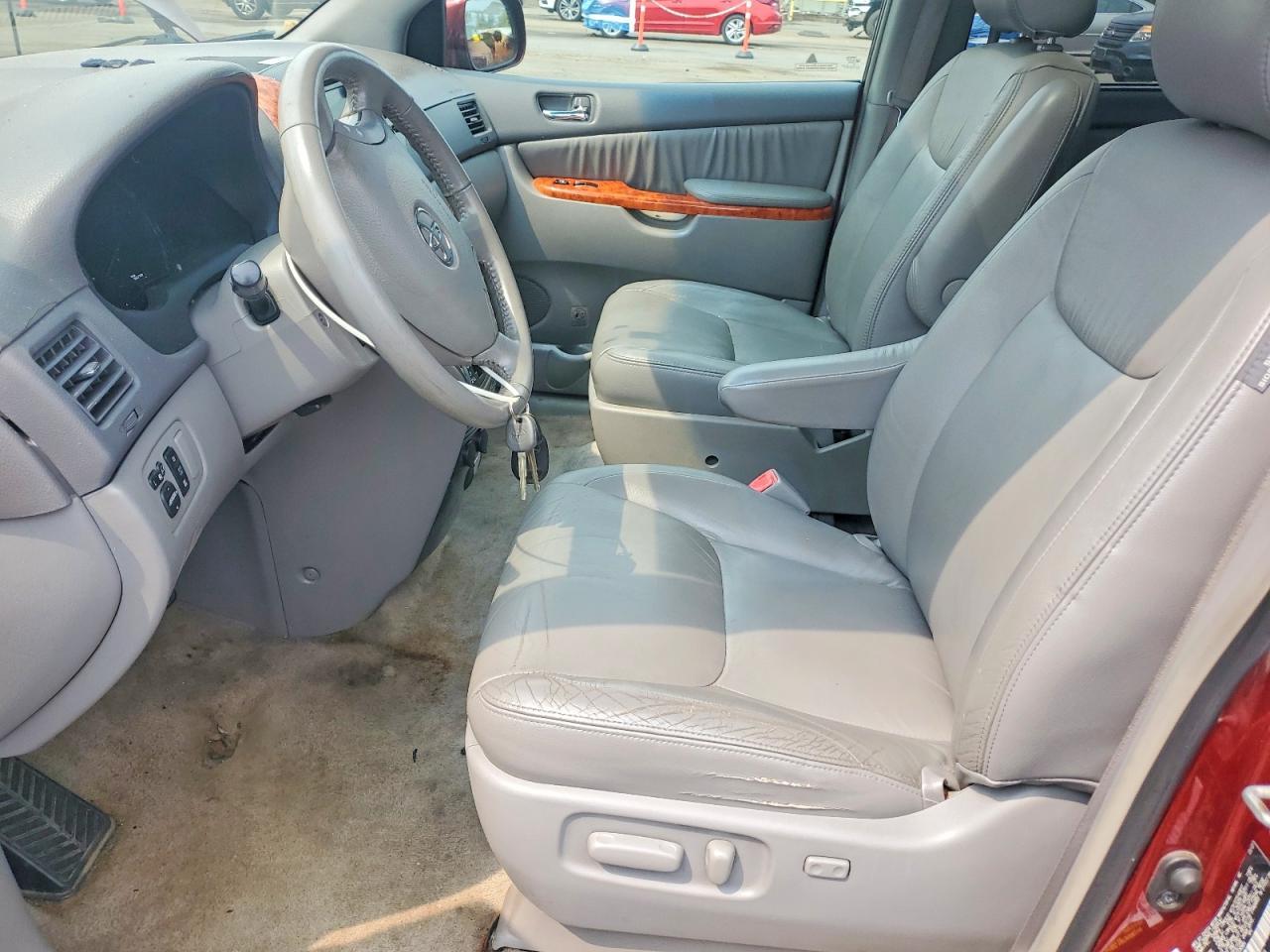 2007 Toyota Sienna Xle 7-Passenger - Image 7