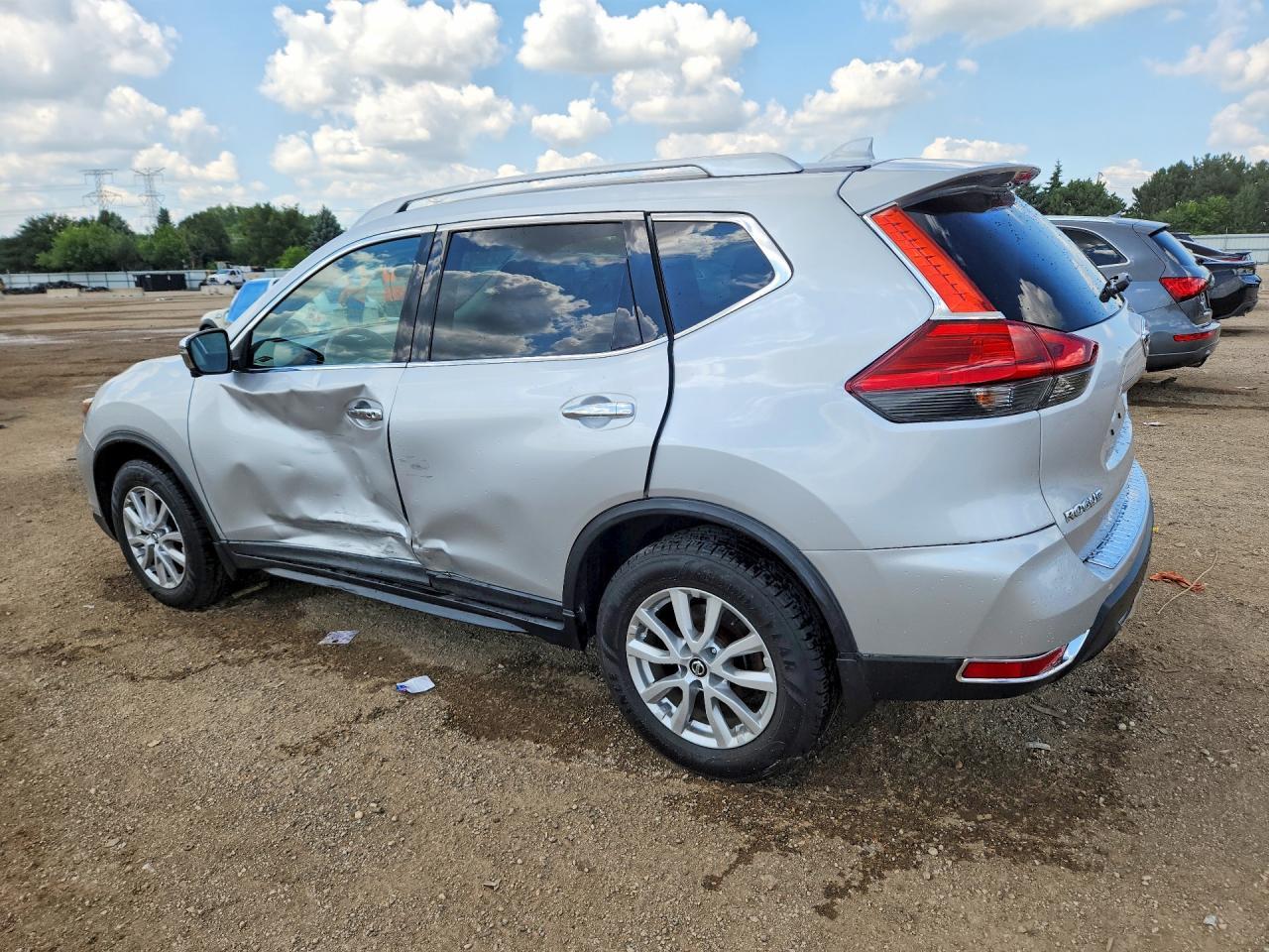 2017 Nissan Rogue Sv - Фото 2