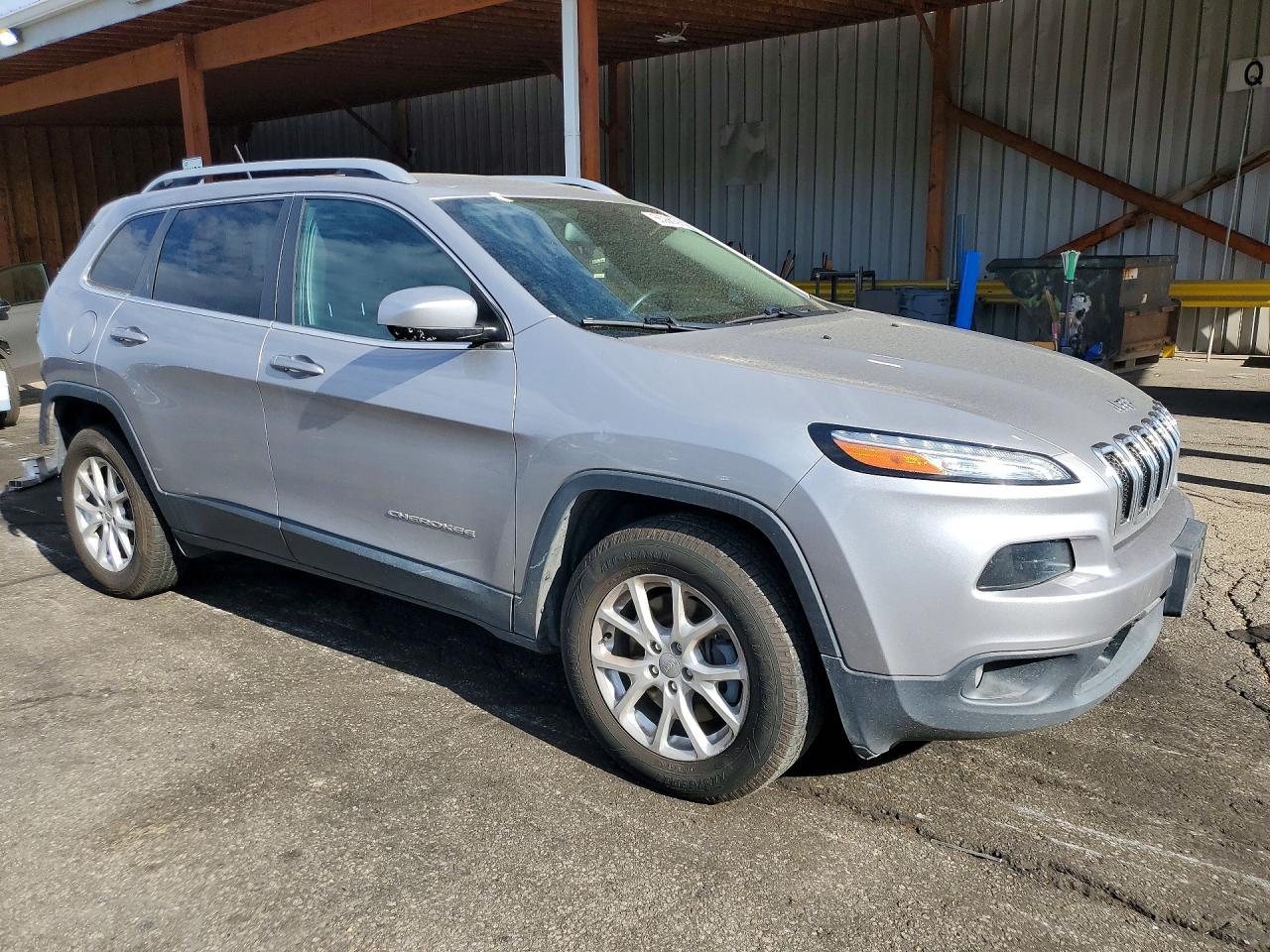 2018 Jeep Cherokee Latitude - Фото 4