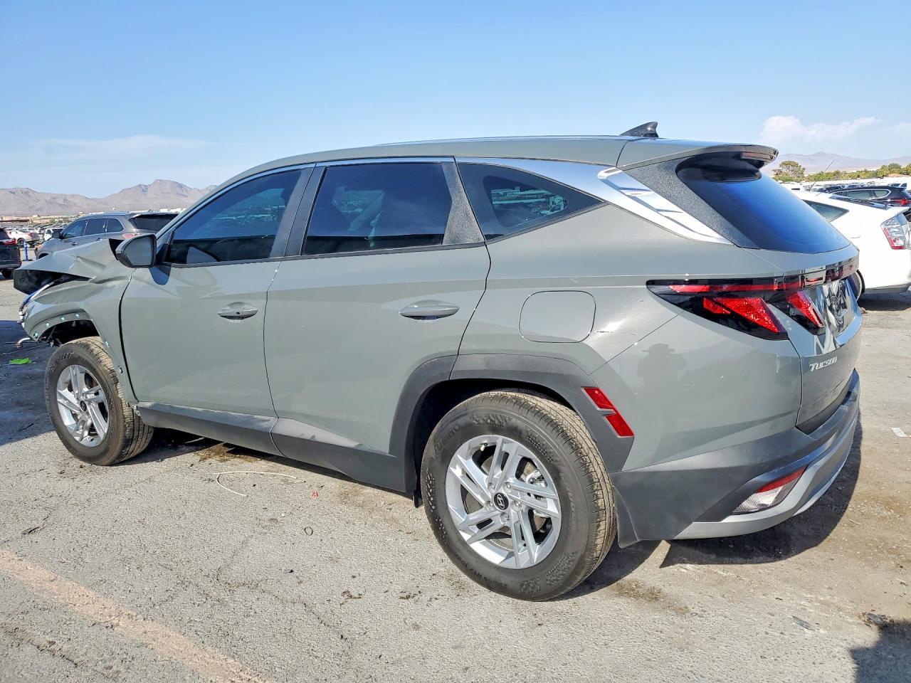 2025 Hyundai Tucson Se - Фото 2