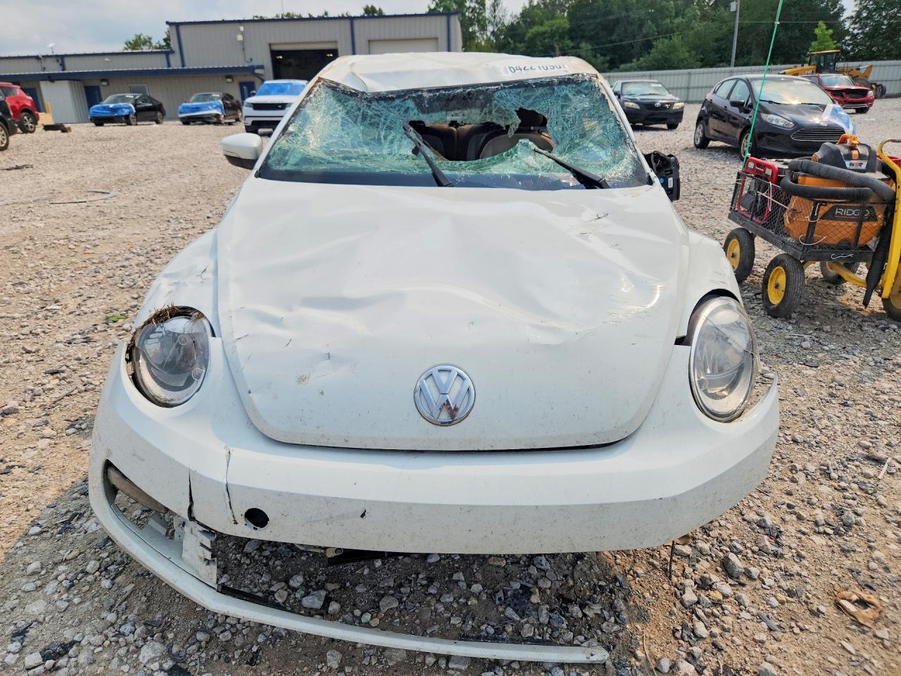 2015 Volkswagen Beetle 1.8T - Image 5