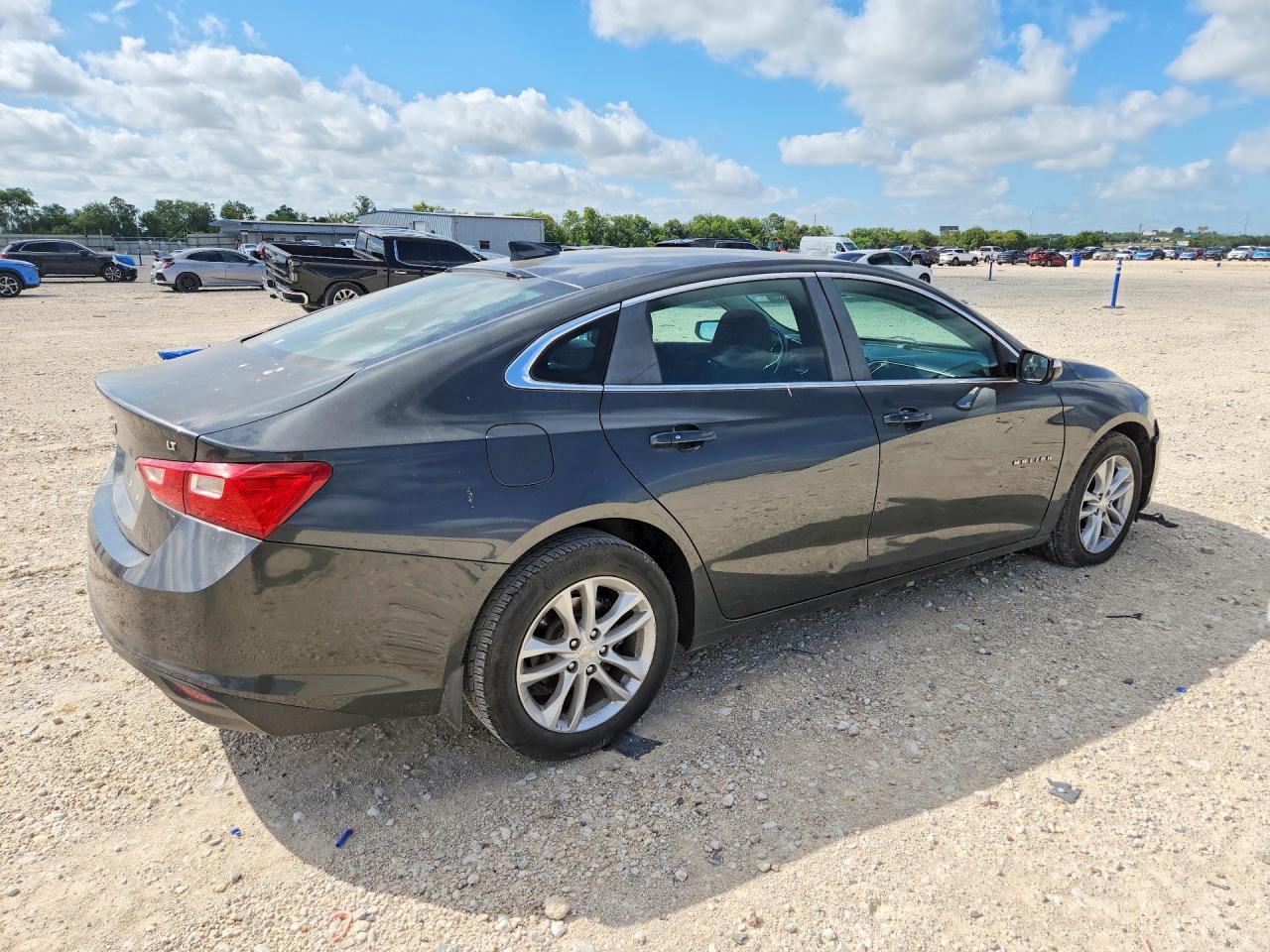 2017 Chevrolet Malibu Lt - Фото 3