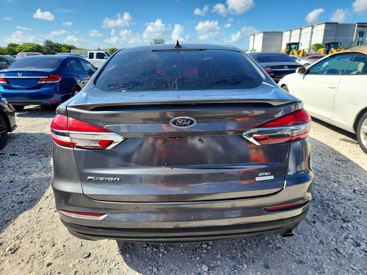 2019 Ford Fusion Se - Image 6