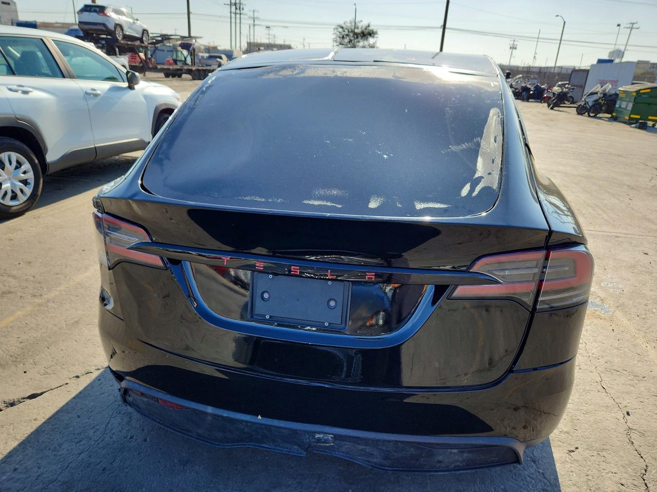 2023 Tesla Model X - Image 6