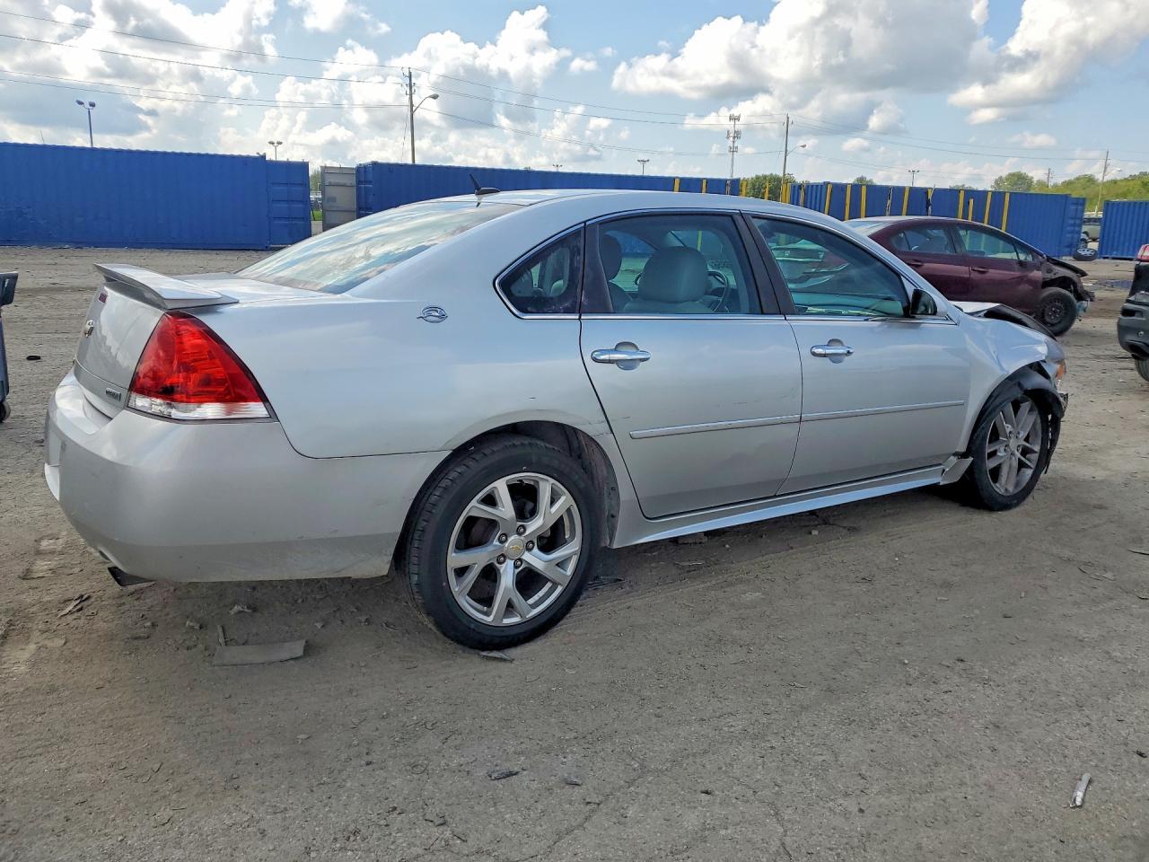2012 Chevrolet Impala Ltz - Image 3